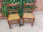 Antieke stoelen, Ophalen