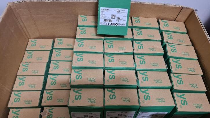 CONTACTEUR TELEMACANIQUE - SCHNEIDER LC1D25BD 24VDC, Bricolage & Construction, Électricité & Câbles, Neuf, Autres types, Enlèvement