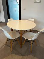 Ronde tafel met 4 bijhorende stoelen, Huis en Inrichting, Tafels | Eettafels, Ophalen, Zo goed als nieuw, Vier personen, Rond