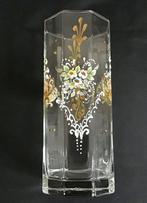 Vintage vaas met geëmailleerde beschildering van bloemen, Envoi