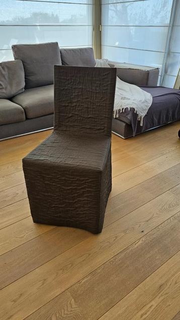 4 stoelen met hoes in Indische zijde beschikbaar voor biedingen