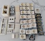 Schakelmateriaal Niko PR20 crème gebruikt, Bricolage & Construction, Enlèvement