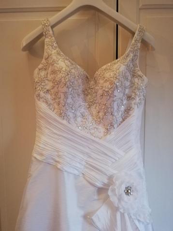 Sincerity bridal trouwjurk te koop  Spotprijs!!