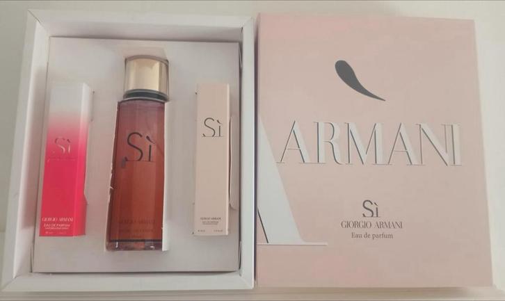 Vente en LOT coffret cadeaux : 2x33 ml + 1 Brume, Handtassen en Accessoires, Uiterlijk | Parfum, Zo goed als nieuw, Ophalen of Verzenden