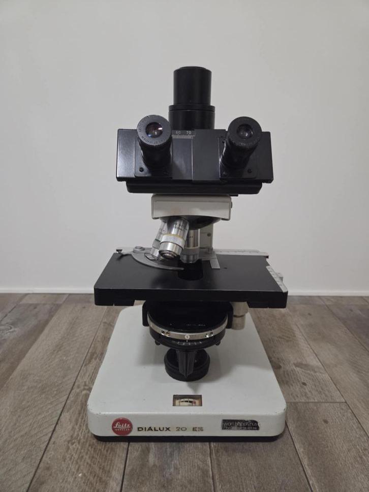 Leitz Wetzlar Dialux 20 EB, Audio, Tv en Foto, Optische apparatuur | Microscopen, Gebruikt, Biologische microscoop, 400x tot 1000x