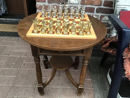 Schaaktafel eiken console met lade en mooie metalen stukken., Hobby en Vrije tijd, Gezelschapsspellen | Bordspellen, Ophalen of Verzenden