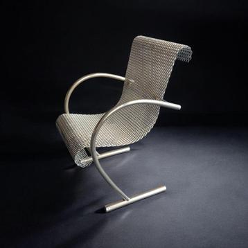 Shiro Kuramata sing sing XO 1980s chair stoel postmodernism  beschikbaar voor biedingen