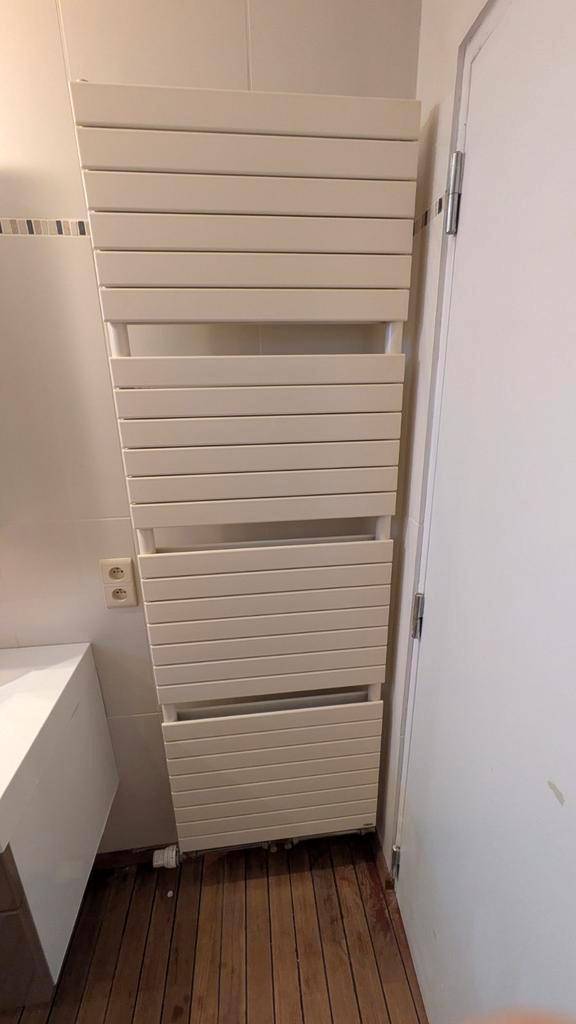 Radiateur de salle de bain Vasco, Doe-het-zelf en Bouw, Verwarming en Radiatoren, Gebruikt, Radiator, 80 cm of meer, 60 tot 150 cm