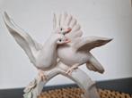 Mariage , pigeons, Collections, Statues & Figurines, Comme neuf, Enlèvement ou Envoi