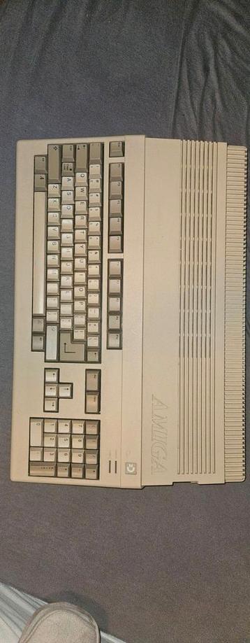 Amiga Commodore 500 met uitbreiding - 135€ - 4690 Bassenge beschikbaar voor biedingen