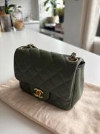 Chanel Mini Flap, Handtassen en Accessoires, Ophalen of Verzenden, Gebruikt, Groen, Schoudertasje