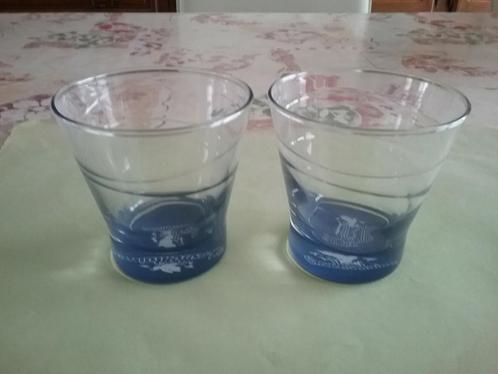 4 Waterglazen ( 2 Chaudfontaine + 2 Valvert), Verzamelen, Glas en Drinkglazen, Nieuw, Ophalen