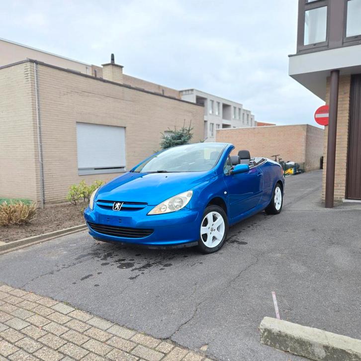 Peugeot 307cc benzine Met keuring voor verkoop, Auto's, Peugeot, Particulier, ABS, Airbags, Alarm, Centrale vergrendeling, Climate control
