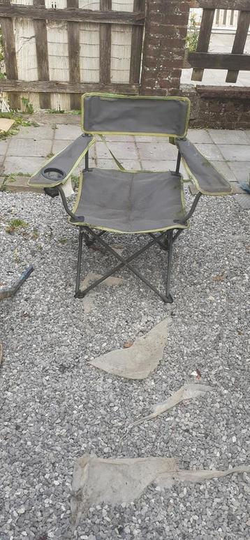 Chaise pliable 10 € beschikbaar voor biedingen