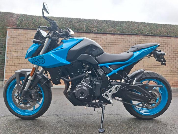 Suzuki GSX 800 S en parfait état avec garantie, Motos, Motos | Suzuki, Entreprise, Naked bike, 12 à 35 kW, 2 cylindres, Permis Moto A2 minimum
