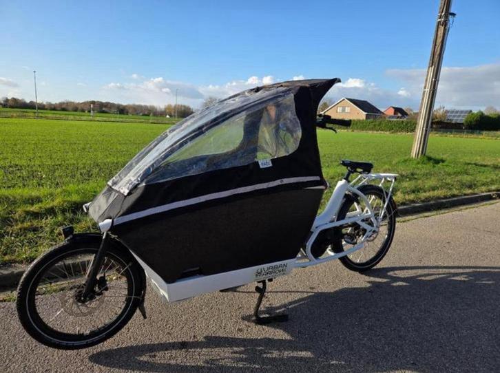 Elektrische bakfiets Urban Arrow, Fietsen en Brommers, Fietsen | Bakfietsen, Zo goed als nieuw, Huif, Ophalen