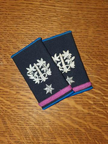 Paire de grade de la police communale, Enlèvement ou Envoi