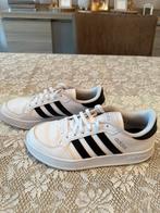 Basket Adidas pointure 36, Kinderen en Baby's, Kinderkleding | Schoenen en Sokken, Ophalen, Gebruikt
