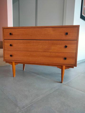1970s vintage design commode compact dressoir Scandinavisch? beschikbaar voor biedingen