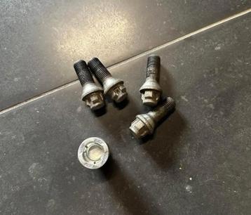 4 Boulons de sécurité jantes VW, Enlèvement, Utilisé, Audi