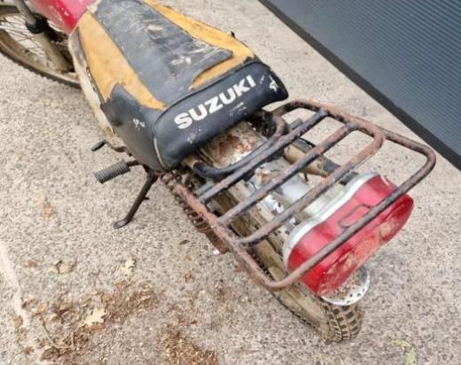 Suzuki TS50 bagagerek TS 50 bagagerekje, Fietsen en Brommers, Brommeronderdelen | Oldtimers, Ophalen of Verzenden