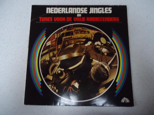 LP "Nederlandse Jingles" Tunes voor de Vrije Radiozenders., CD & DVD, Vinyles | Compilations, Utilisé, Autres genres, 12 pouces