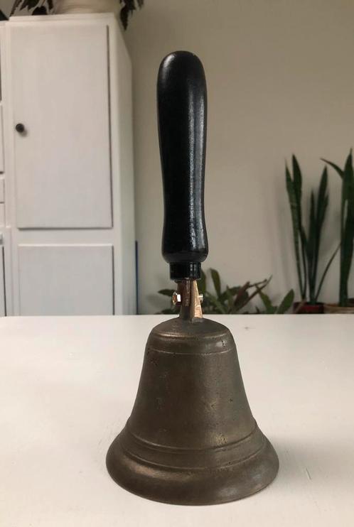 antieke bronzen schoolbel met klepel en handvat, Antiek en Kunst, Antiek | Brons en Koper, Brons, Ophalen of Verzenden