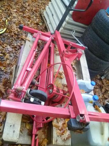 gyproclift beschikbaar voor biedingen