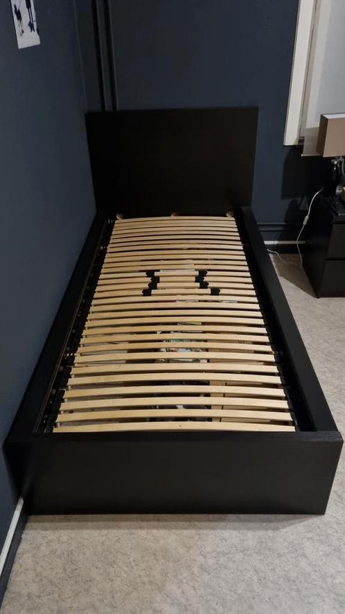 Ikea MALM bed zwart met 2 lades, Maison & Meubles, Chambre à coucher | Lits, Comme neuf, Une personne, 90 cm, 200 cm, Noir, Enlèvement