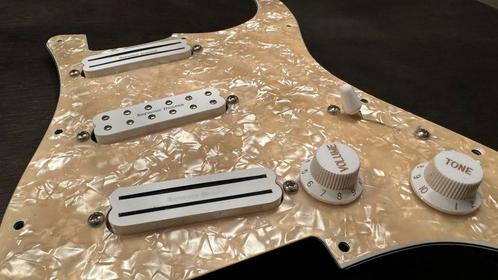 Seymour Duncan Dave Murray Loaded Pickguard, Musique & Instruments, Instruments | Pièces, Comme neuf, Guitare électrique, Enlèvement ou Envoi