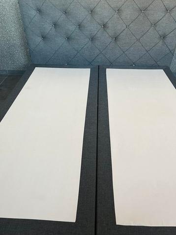 Boxspring 1.80 op 2 meter of 2 afzonderlijke bedden beschikbaar voor biedingen