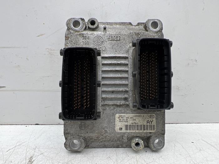 Ordinateur gestion moteur d'un Opel Corsa, Autos : Pièces & Accessoires, Électronique & Câbles, Opel, Utilisé, 3 mois de garantie