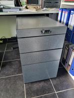Bureau, Huis en Inrichting, Ophalen, In hoogte verstelbaar, Zo goed als nieuw, Bureau