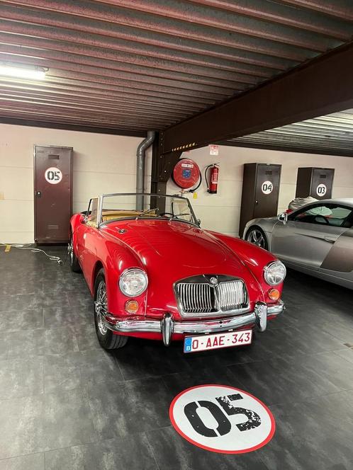 1962 MGA, Auto's, MG, Bedrijf, Te koop, A, Benzine, Cabriolet, 2 deurs, Handgeschakeld, Rood, Bruin, Leder, Achterwielaandrijving