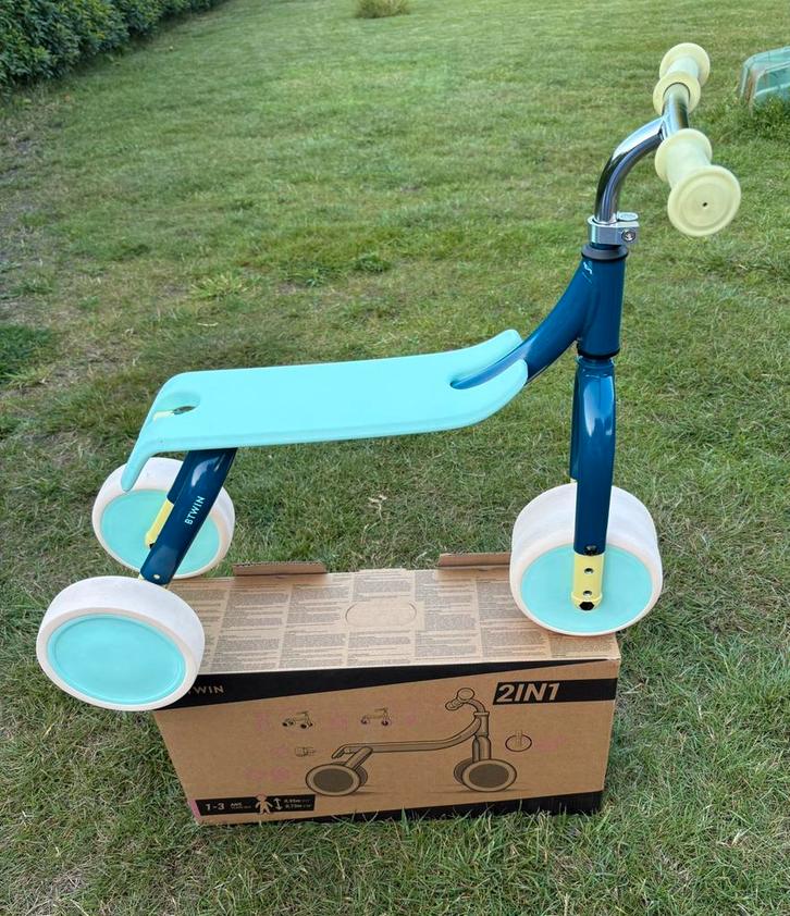 2-in-1 loopfiets Decathlon, Kinderen en Baby's, Speelgoed | Buiten | Voertuigen en Loopfietsen, Zo goed als nieuw, Loopfiets, Ophalen