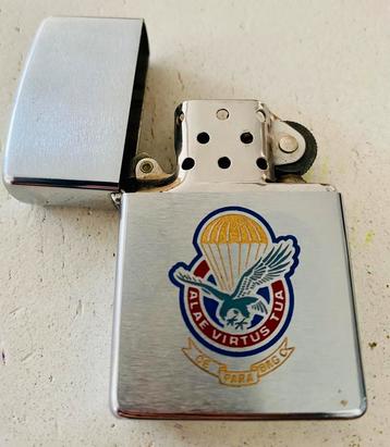 Vintage zippo 1976 beschikbaar voor biedingen