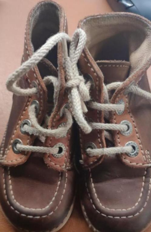 Zo goed als nieuw Kickers schoenen maat 24 bruin leer voor k, Kinderen en Baby's, Kinderkleding | Schoenen en Sokken, Gebruikt