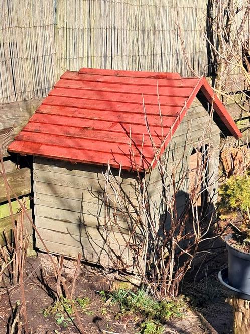 Droog groot hondehok verkocht, Dieren en Toebehoren, Hondenbenches, Zo goed als nieuw, Ophalen