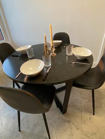 Tafelset marmerlook beschikbaar voor biedingen