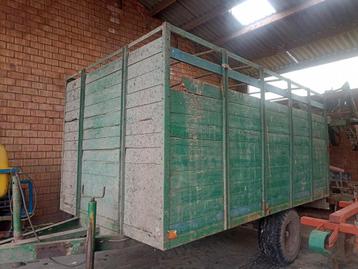 Dieren wagen voor 5 dieren te koop  beschikbaar voor biedingen
