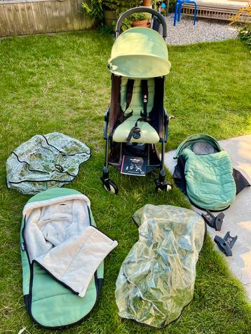 Babyzen yoyo buggy + newborn pack beschikbaar voor biedingen