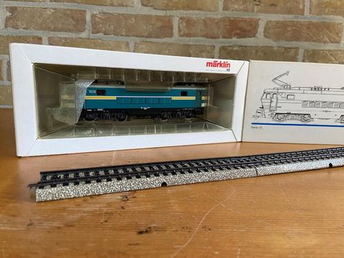 Märklin 3363 DIGITAAL in okt, Hobby en Vrije tijd, Modeltreinen | H0, Zo goed als nieuw, Locomotief, Wisselstroom, Märklin, Ophalen of Verzenden