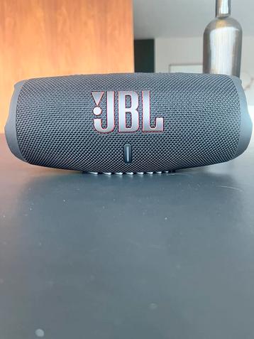 JBL charge 5 bluetooth speaker met garantie beschikbaar voor biedingen