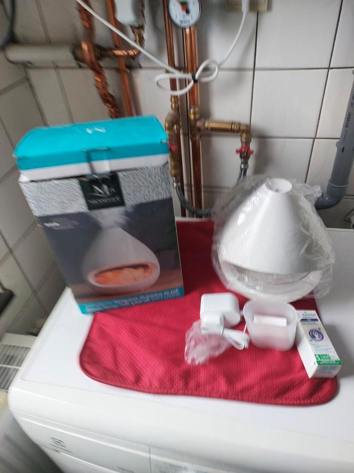 A VENDRE DIFFUSEUR LAMPE PIERRE DE SEL  NEUF, Elektronische apparatuur, Overige elektronische apparatuur, Zo goed als nieuw, Ophalen