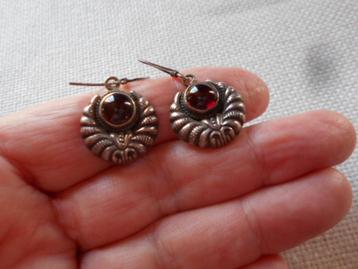 zilver, indisch handwerk, met granaat beschikbaar voor biedingen