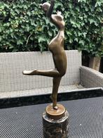 mooi bronzen sculptuur nude dame vrouw, Antiquités & Art, Enlèvement