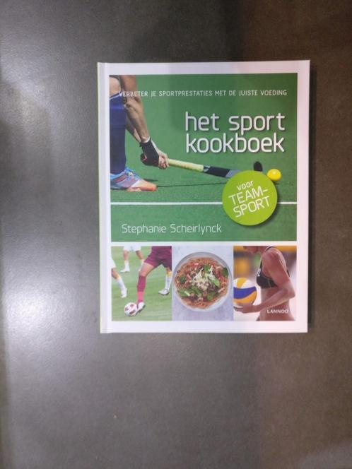 Nieuw het sport kookboek voor teamsport- S. Scheirlynck, Boeken, Kookboeken, Nieuw, Gezond koken, Ophalen of Verzenden