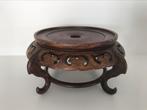 onderzetter hout rond mooie details houtsnijwerk op pootjes, Antiek en Kunst, Antiek | Woonaccessoires, Ophalen of Verzenden