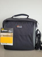 Lowepro 160 camera tas, nieuw met label, Audio, Tv en Foto, Foto | Cameratassen, Ophalen of Verzenden, Nieuw, Schoudertas, Lowepro