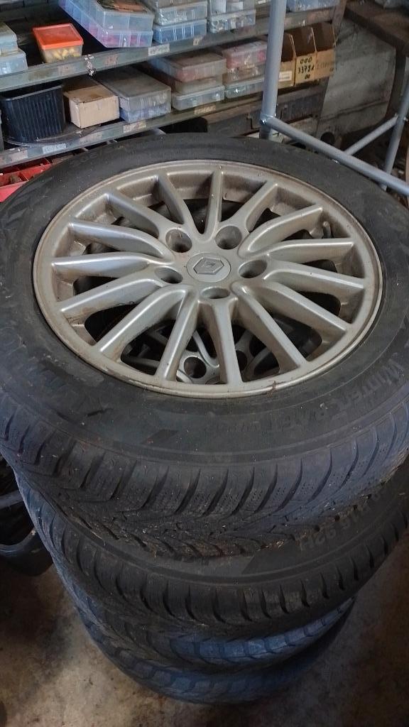 Wielen + banden 205/60 R16 92H, Auto-onderdelen, Banden en Velgen, Band(en), Winterbanden, 16 inch, 205 mm, Personenwagen, Gebruikt